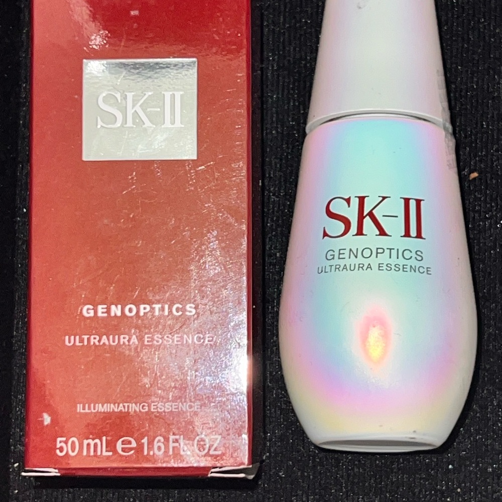 SK-II GenOptics Ultraura Essence Serum